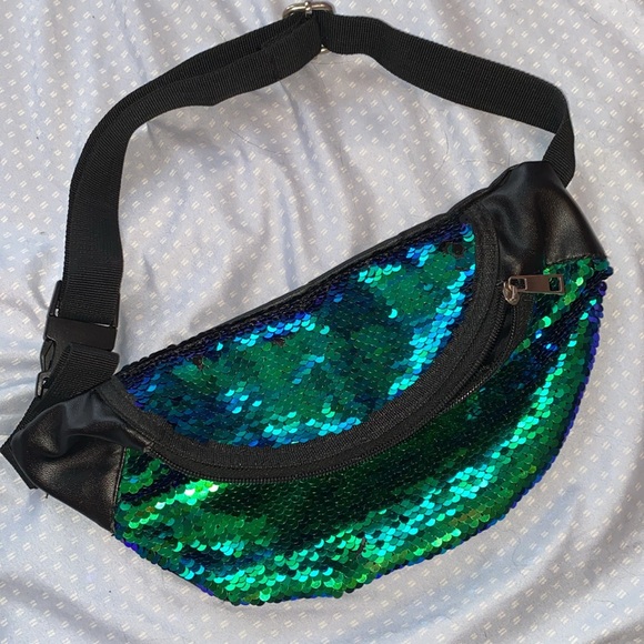 Green and black belt bag - Picture 2 of 3